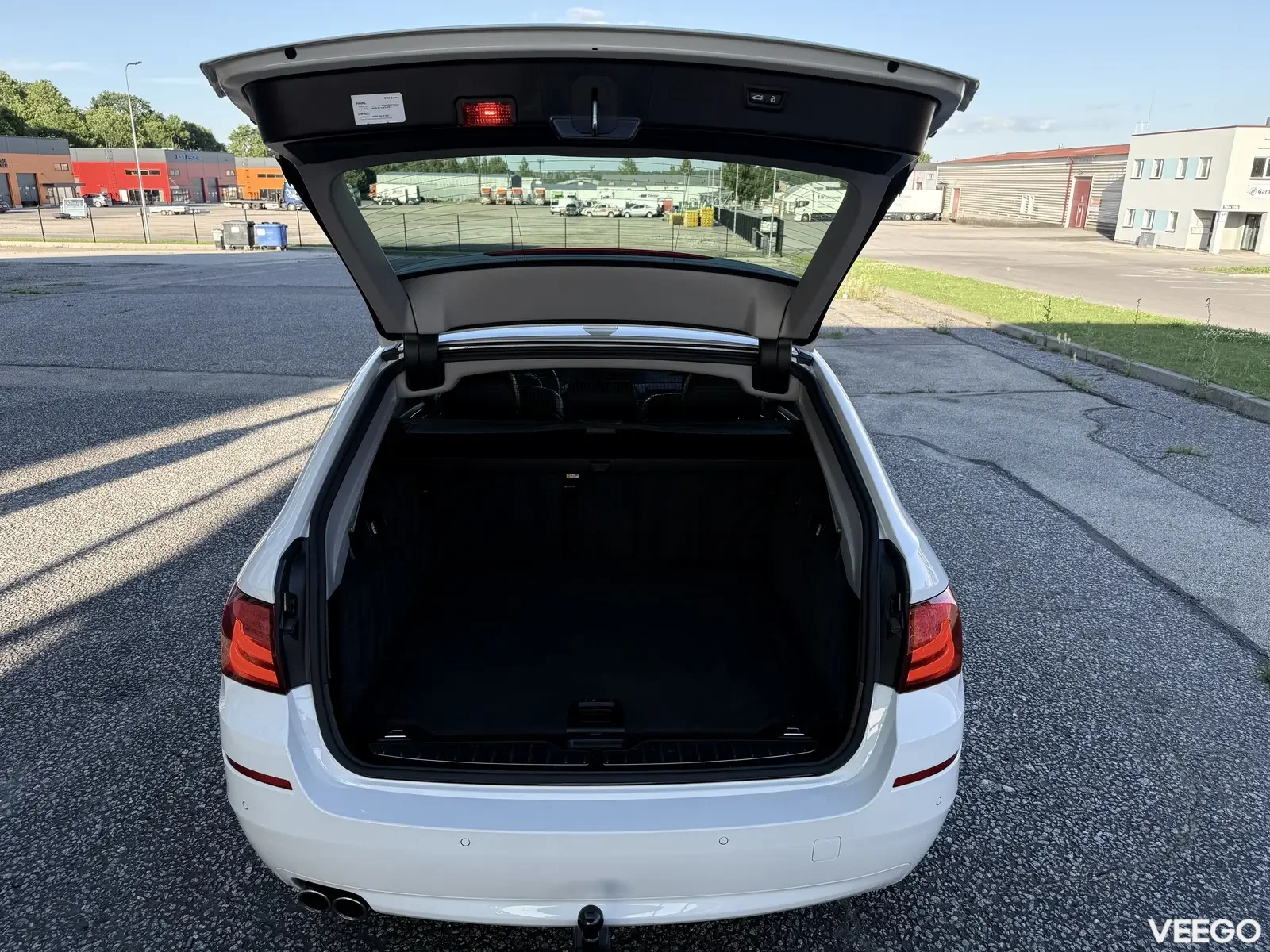 BMW 530 Touring Individual M-Sportpakett 3 190kW