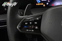 Volkswagen Golf R 2.0 TSI 4M DSG 333HK /Drag/H/K/Moms 245kW thumbnail