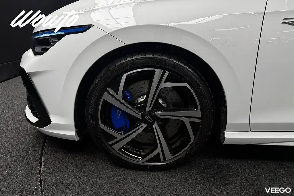 Volkswagen Golf R 2.0 TSI 4M DSG 333HK /Drag/H/K/Moms 245kW