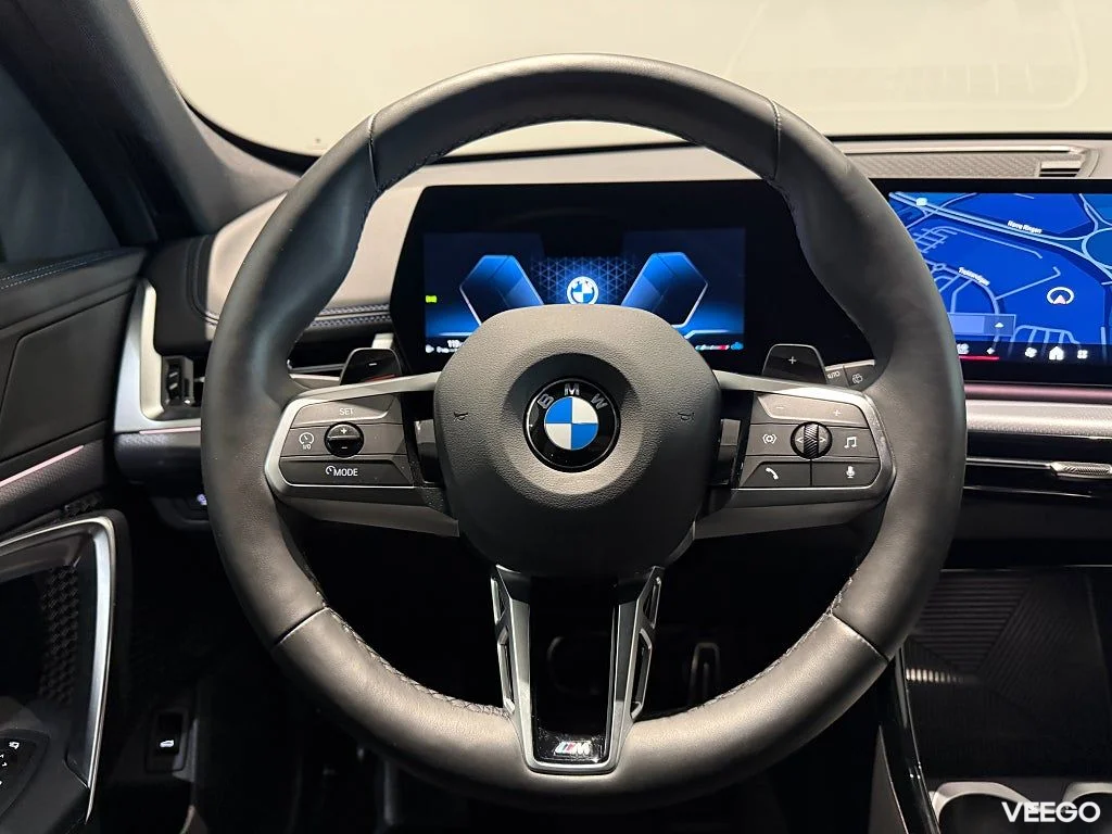 BMW X1 sDrive18i M Sport Drag Backkamera Tonade Rutor 18" LM 0kW