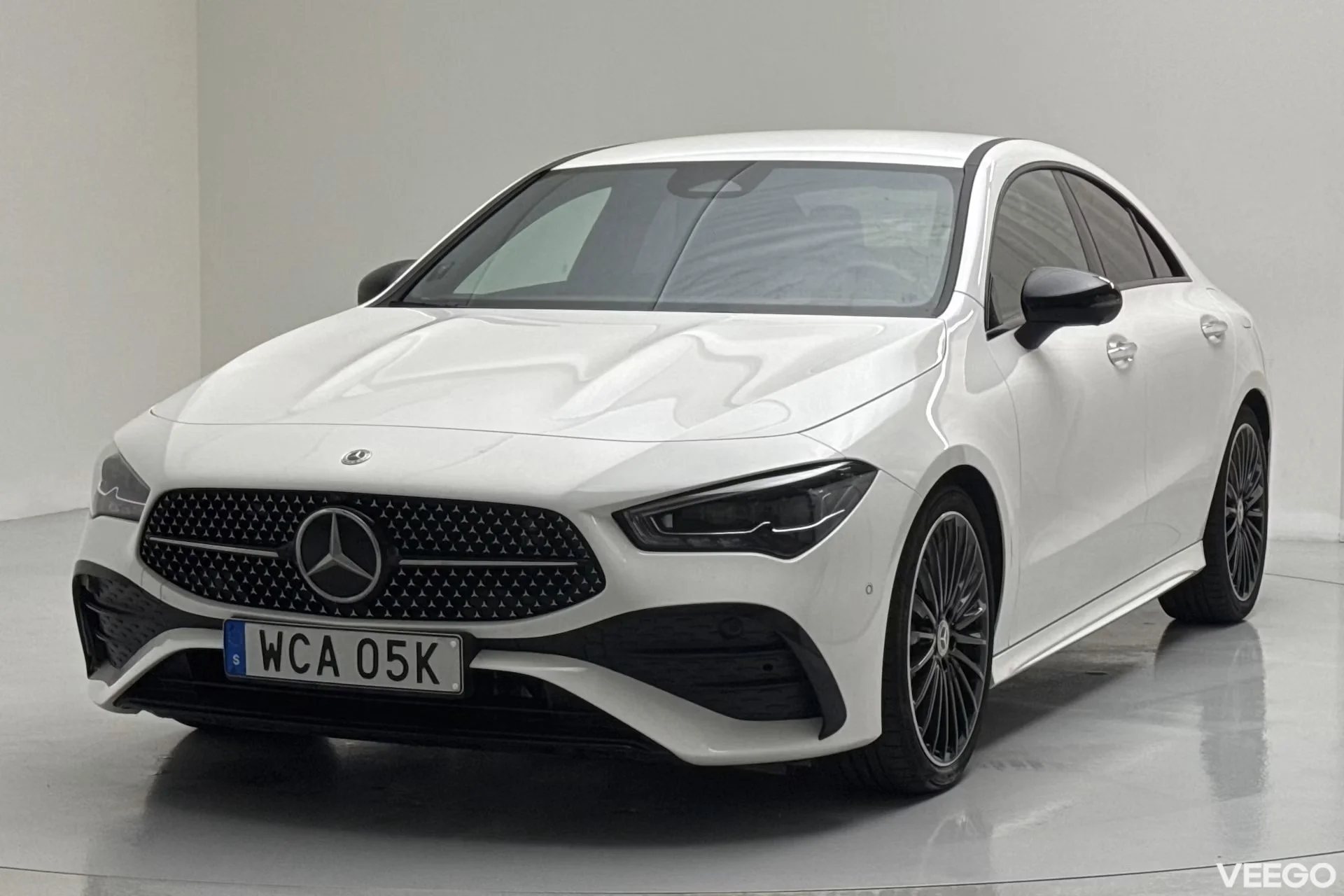 Mercedes-Benz CLA200 1.3 120kW
