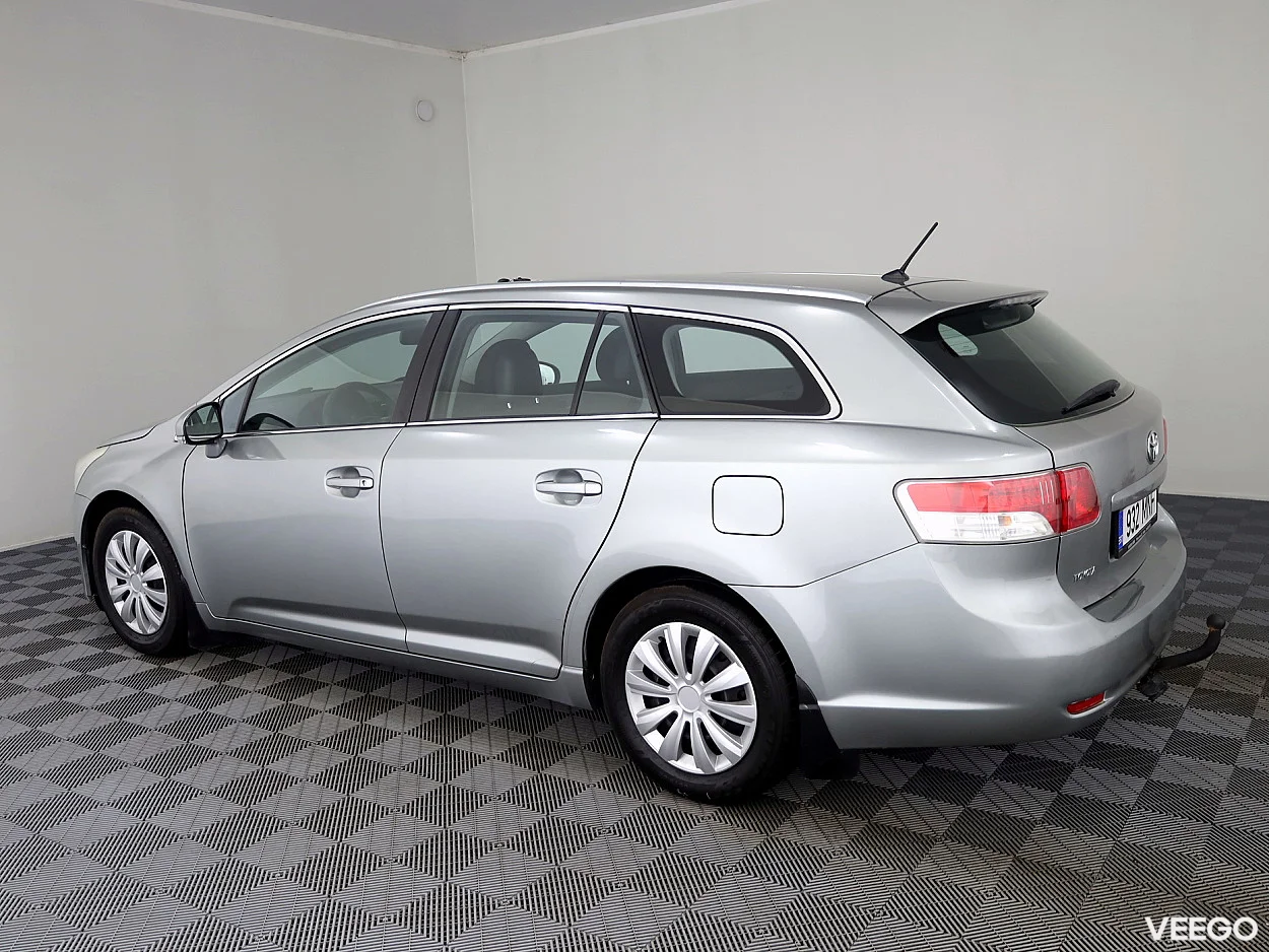 Toyota Avensis 1.8 108kW
