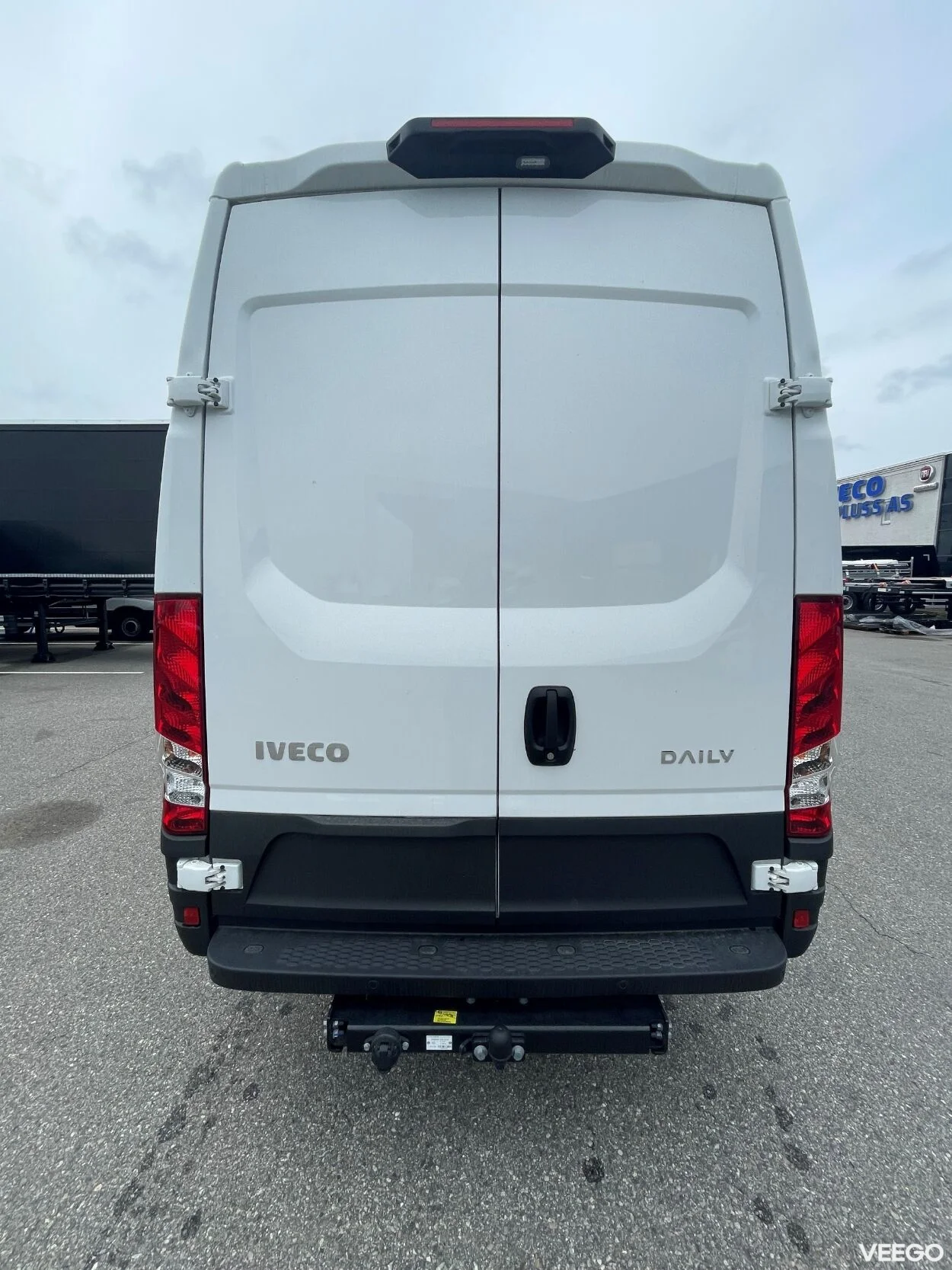 Iveco Daily 35S18HA8 CRV MULTICAB 3 129kW