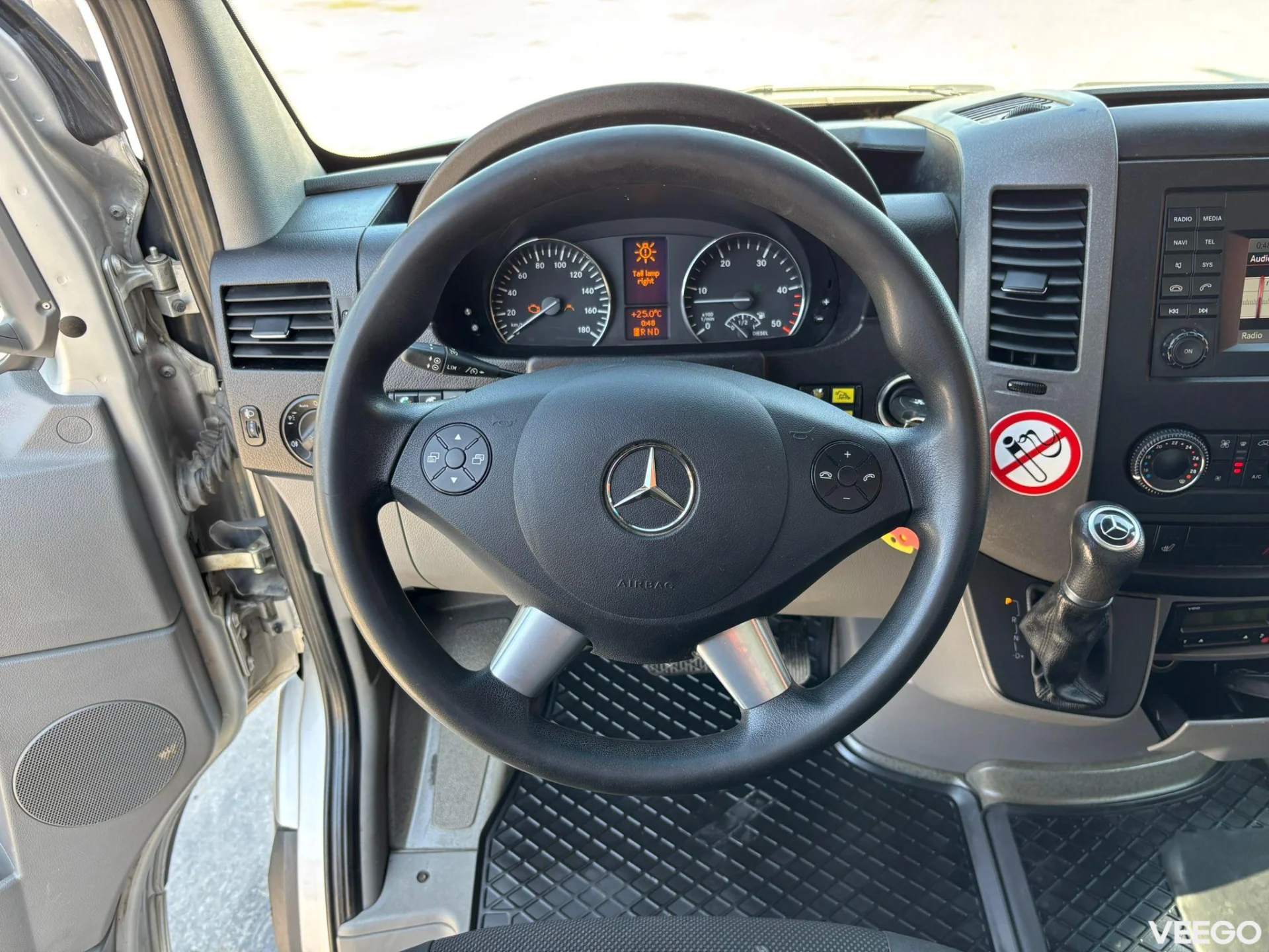 Mercedes-Benz Sprinter Versalift ETM-38-145-F 190kW