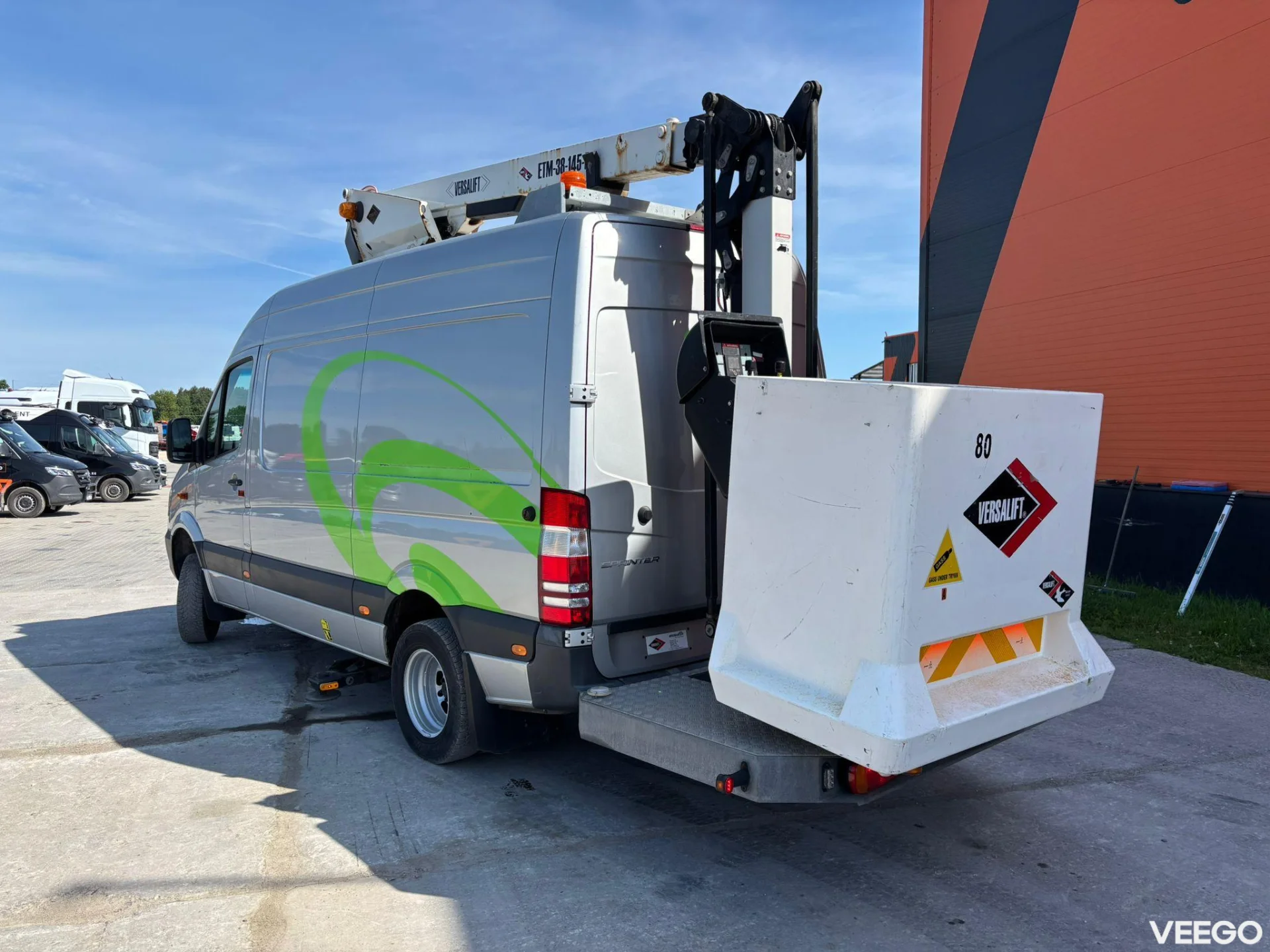 Mercedes-Benz Sprinter Versalift ETM-38-145-F 190kW