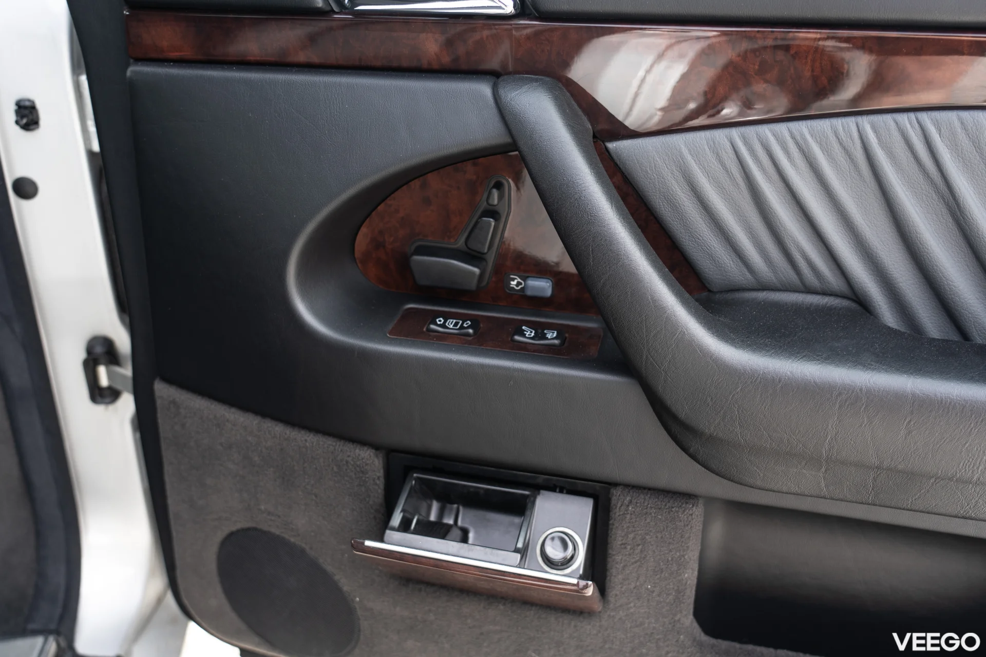 Mercedes-Benz S600 6.0 290kW