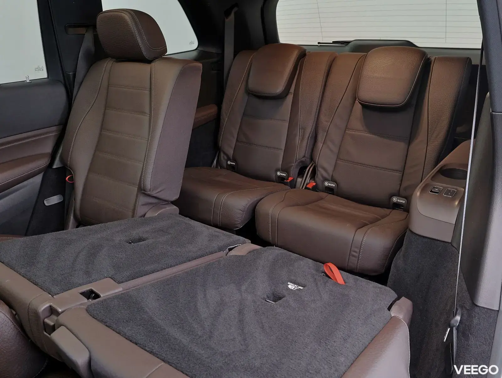 Mercedes-Benz GLS400 Night package 7 kohaline 243kW