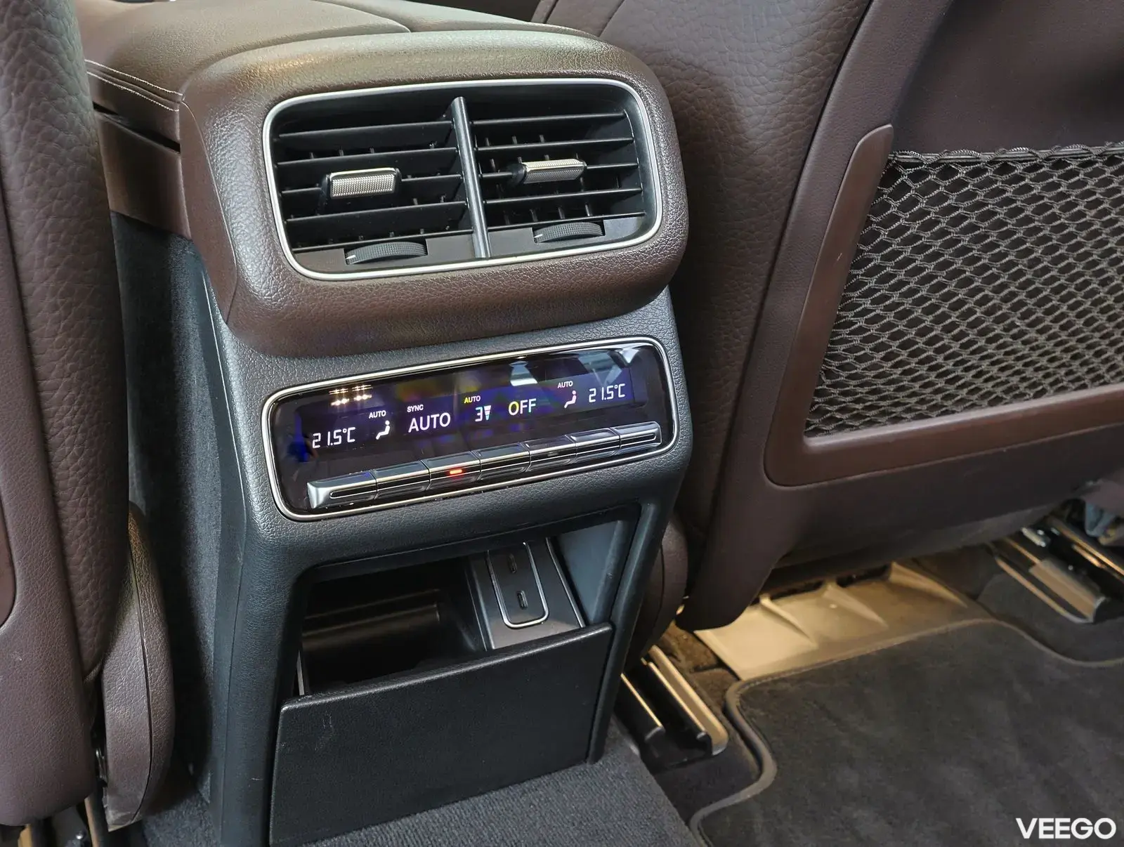Mercedes-Benz GLS400 Night package 7 kohaline 243kW