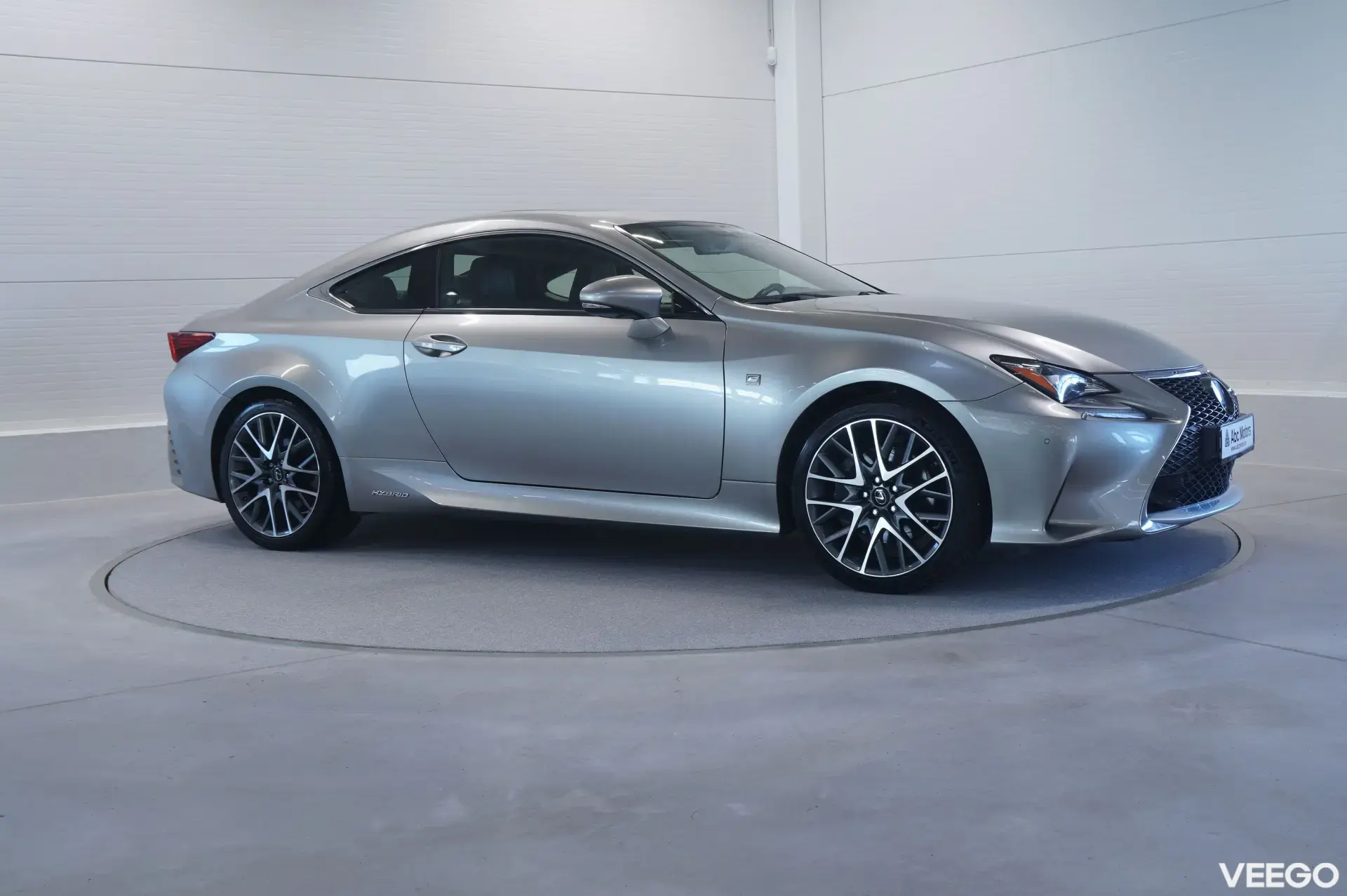 Lexus RC 300h F-Sport 2.5 133kW