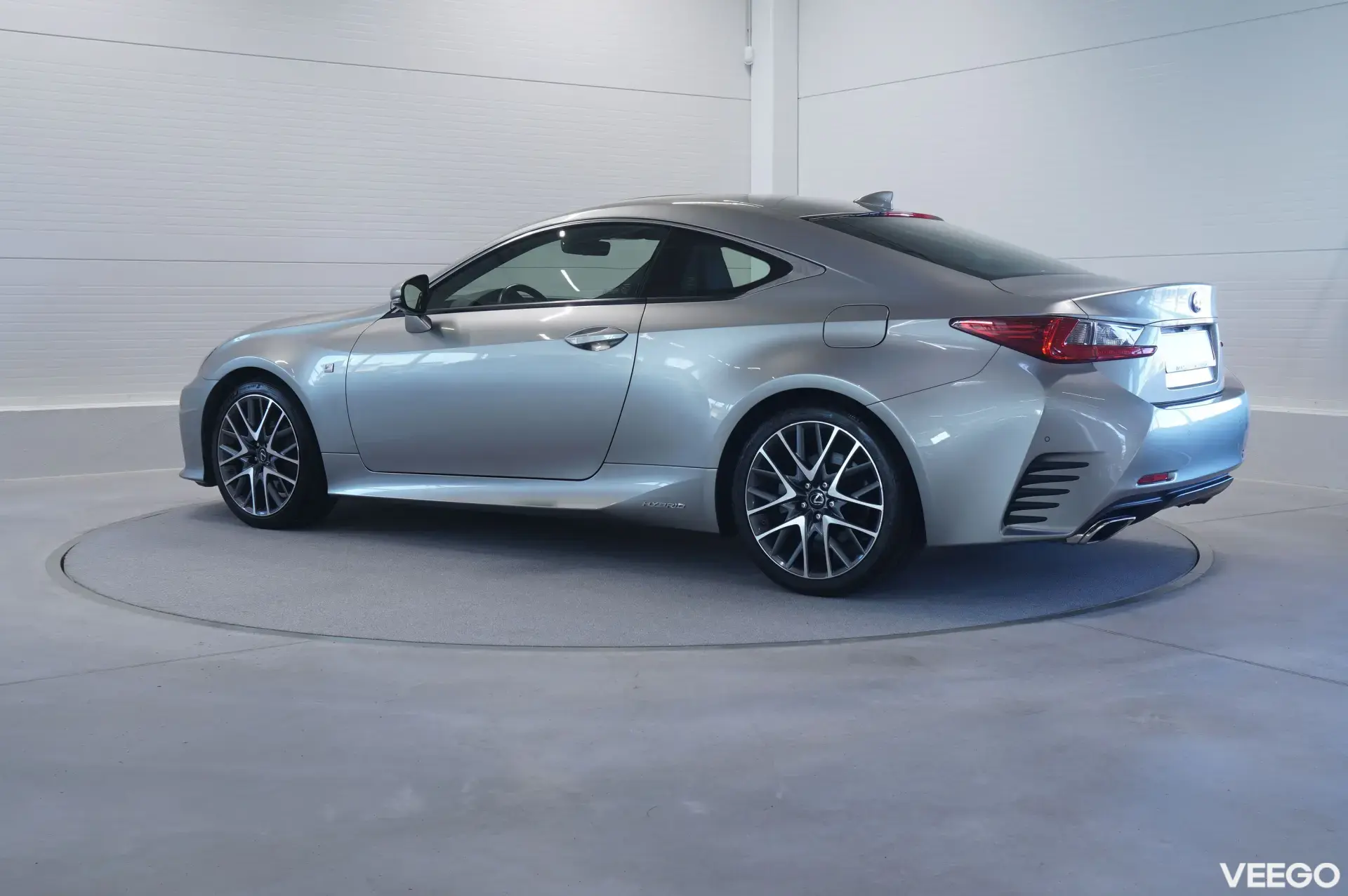 Lexus RC 300h F-Sport 2.5 133kW