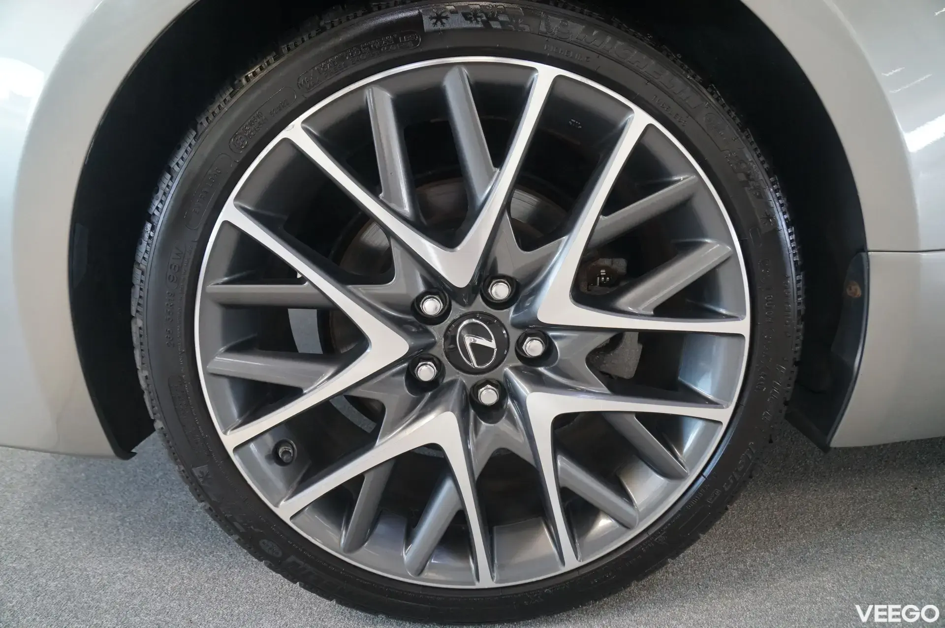 Lexus RC 300h F-Sport 2.5 133kW
