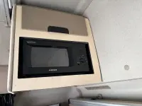 Mercedes-Benz Actros FULL SIDE OPENING + ADR 310kW thumbnail