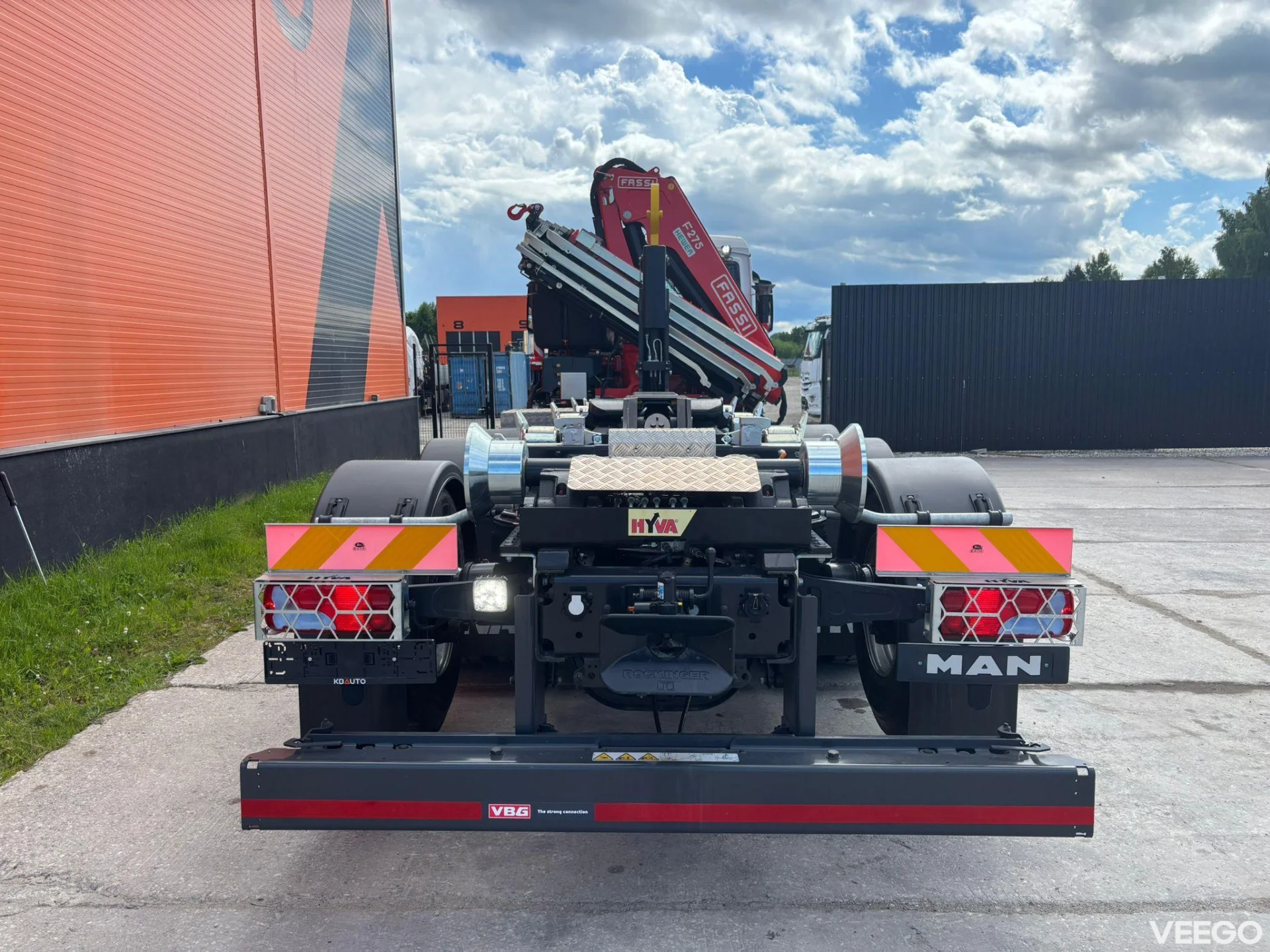 MAN TGS 35.480 8x4*4 FASSI F275 / HYVALIFT 26 ton / L=6300 mm 353kW