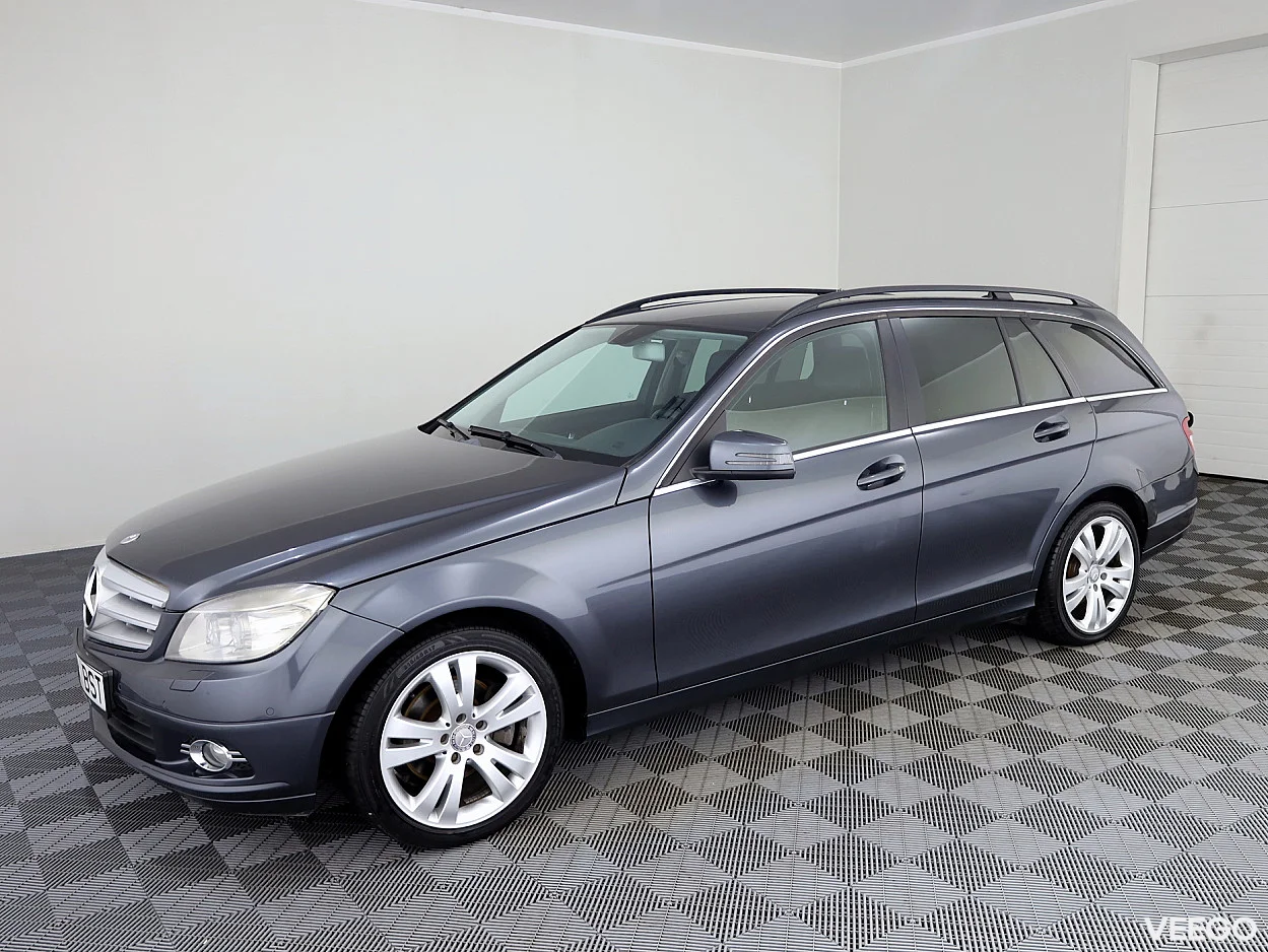 Mercedes-Benz C220 2.1 125kW