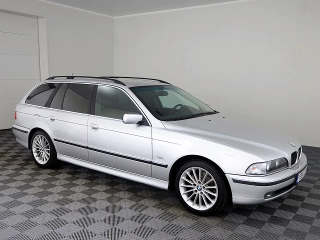 Image of BMW 523 2.5 125kW