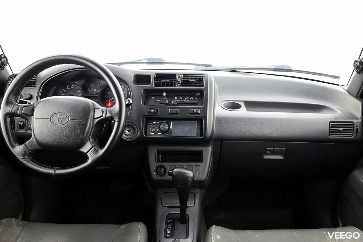 Toyota RAV4 2.0 95kW