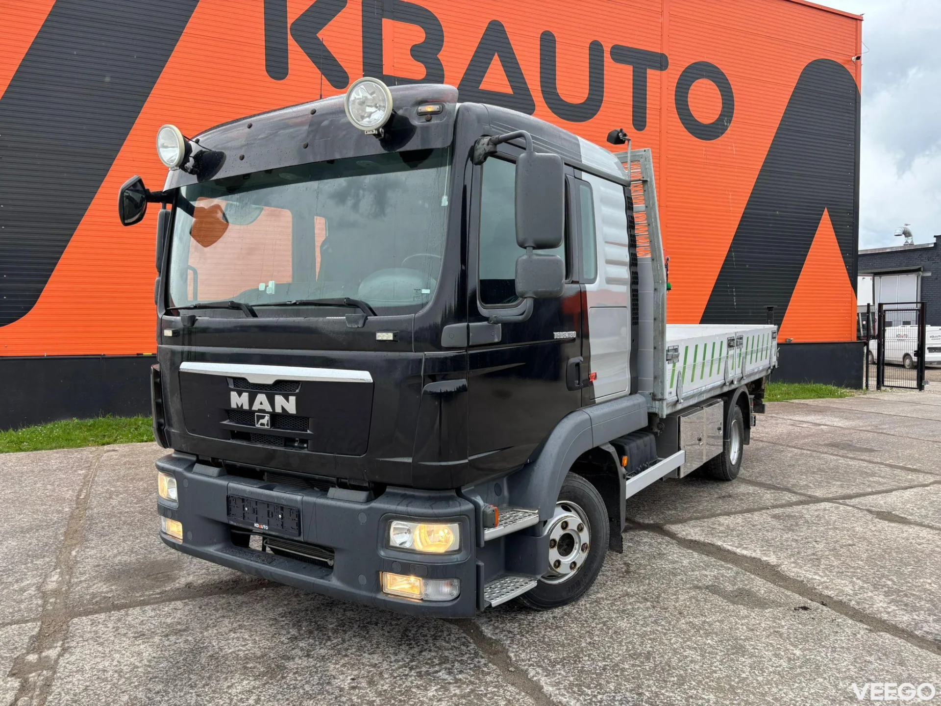 MAN TGL PK 4200 / BOX L=4017 mm / ONLY 44240 km 180kW