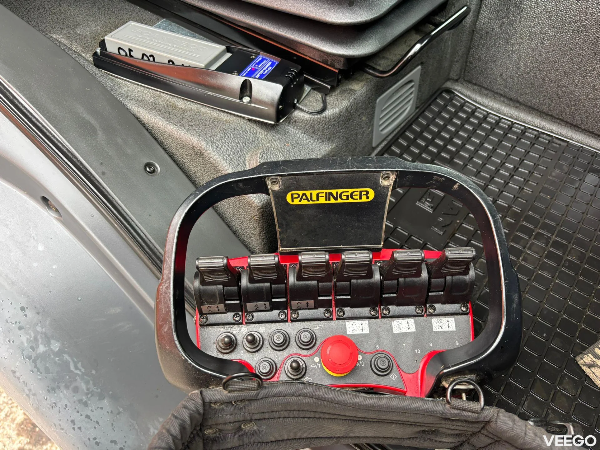 MAN TGL PK 4200 / BOX L=4017 mm / ONLY 44240 km 180kW