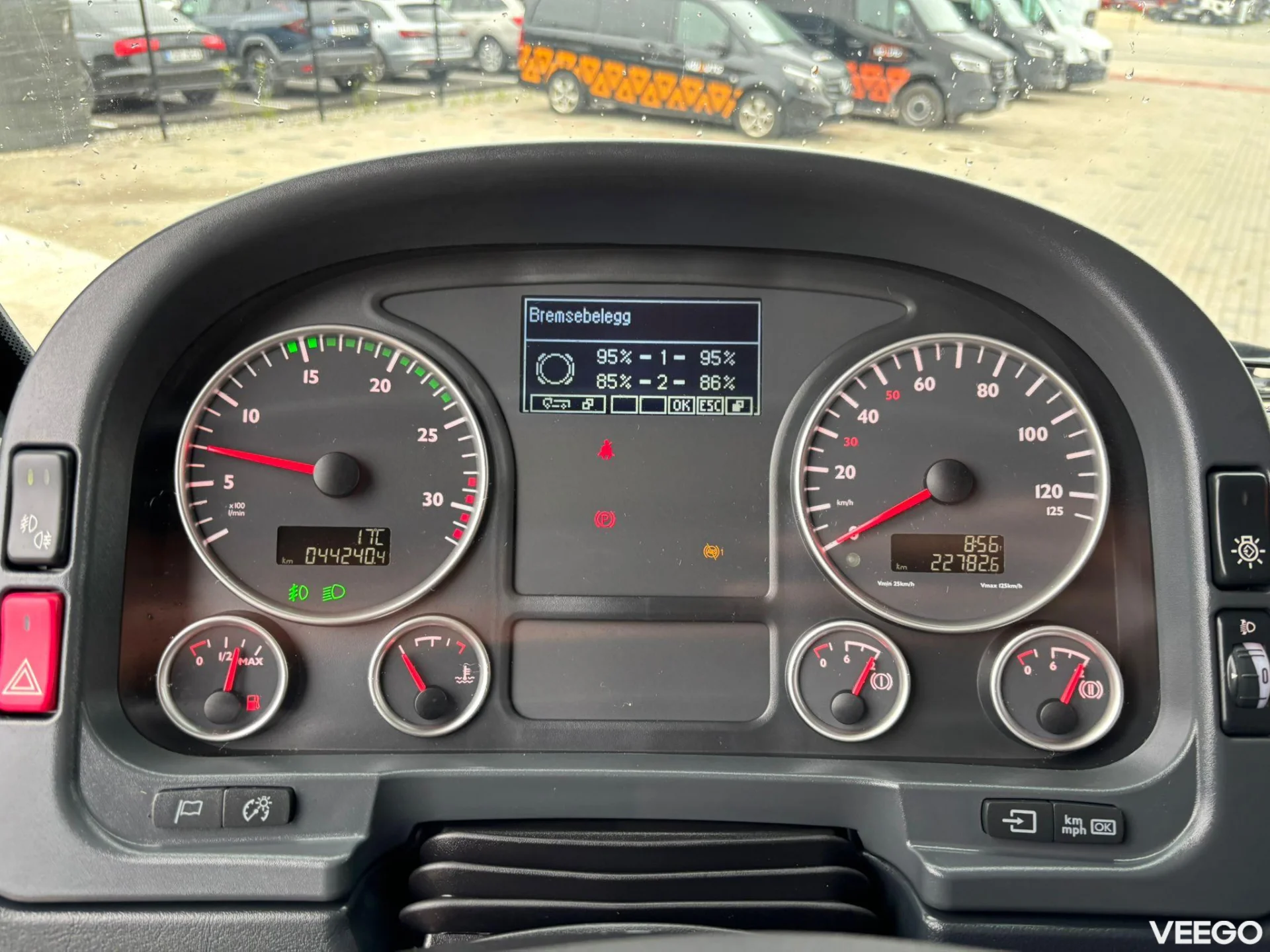 MAN TGL PK 4200 / BOX L=4017 mm / ONLY 44240 km 180kW