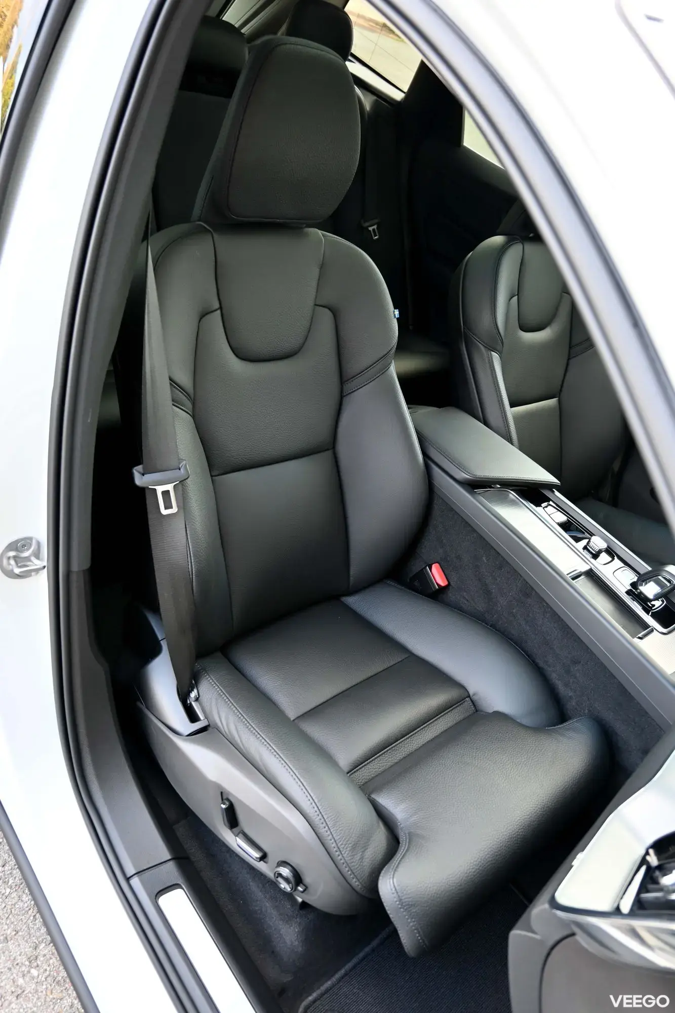 Volvo XC60 AWD H&K ULTIMATE BRIGHT INTELLI SAFE 2 293kW
