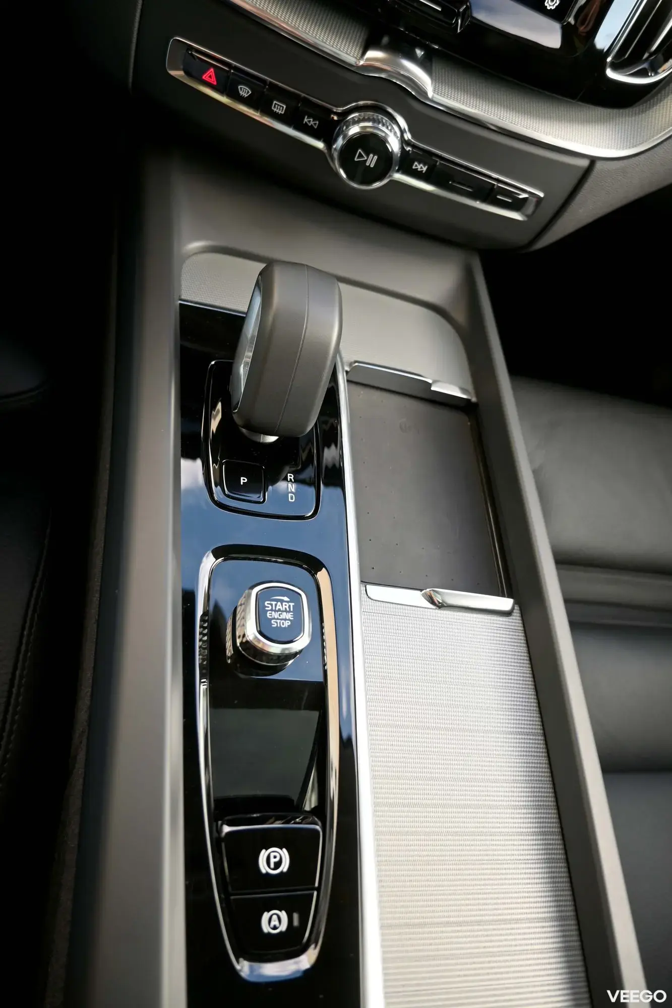 Volvo XC60 AWD H&K ULTIMATE BRIGHT INTELLI SAFE 2 293kW