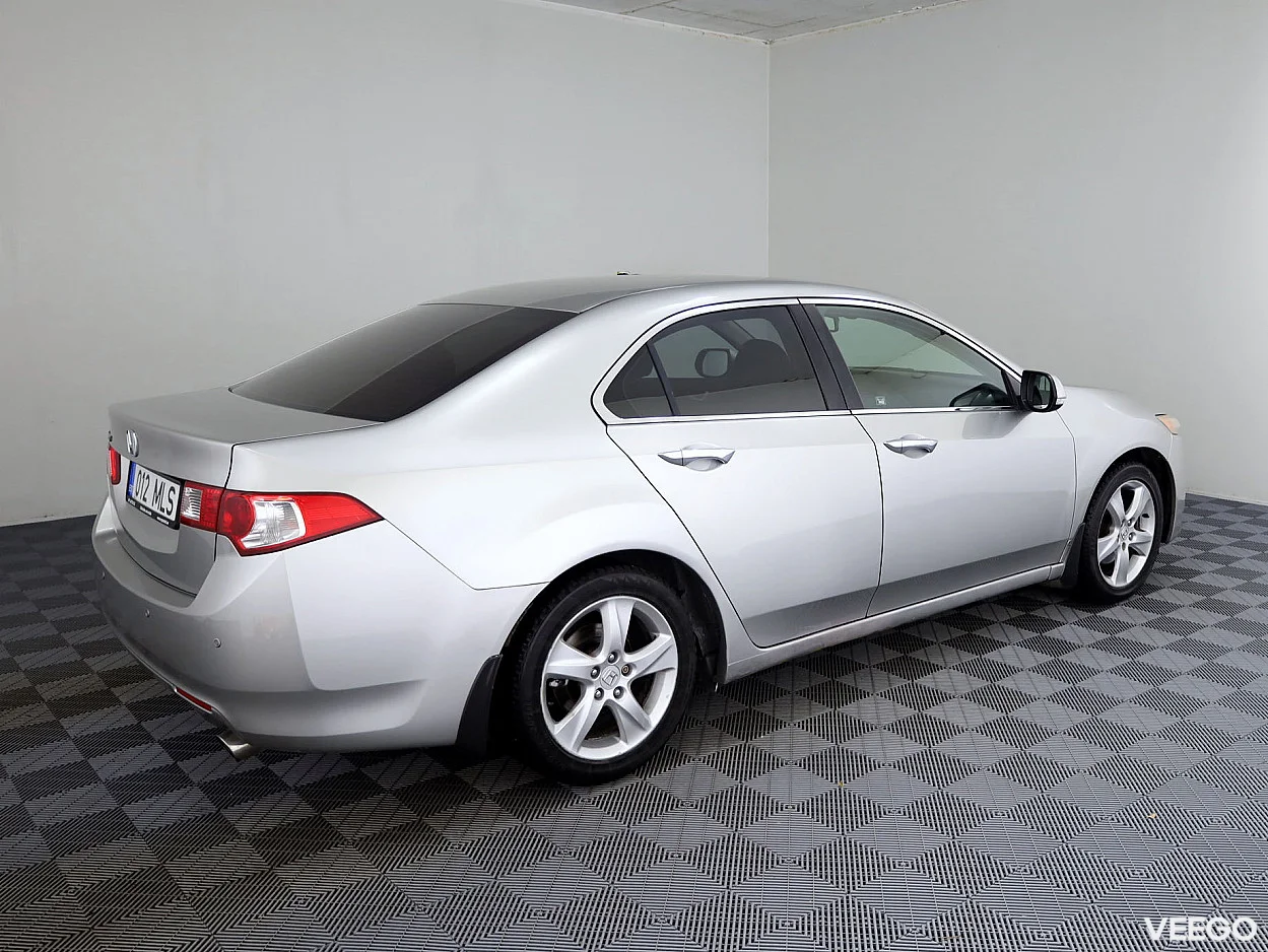 Honda Accord 2.0 115kW