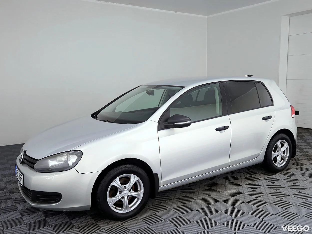 Volkswagen Golf 1.2 77kW