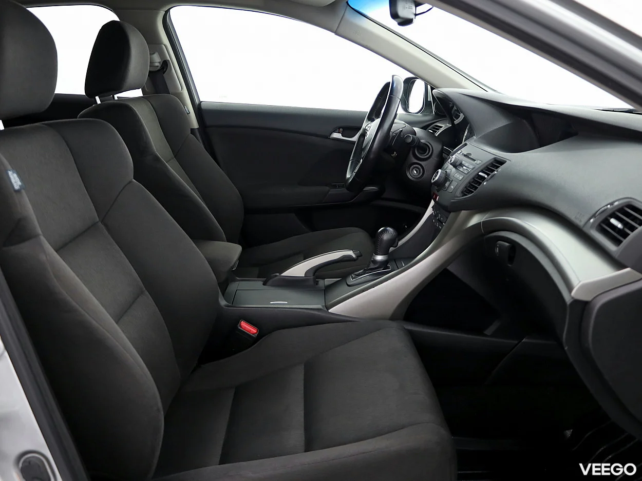 Honda Accord 2.0 115kW