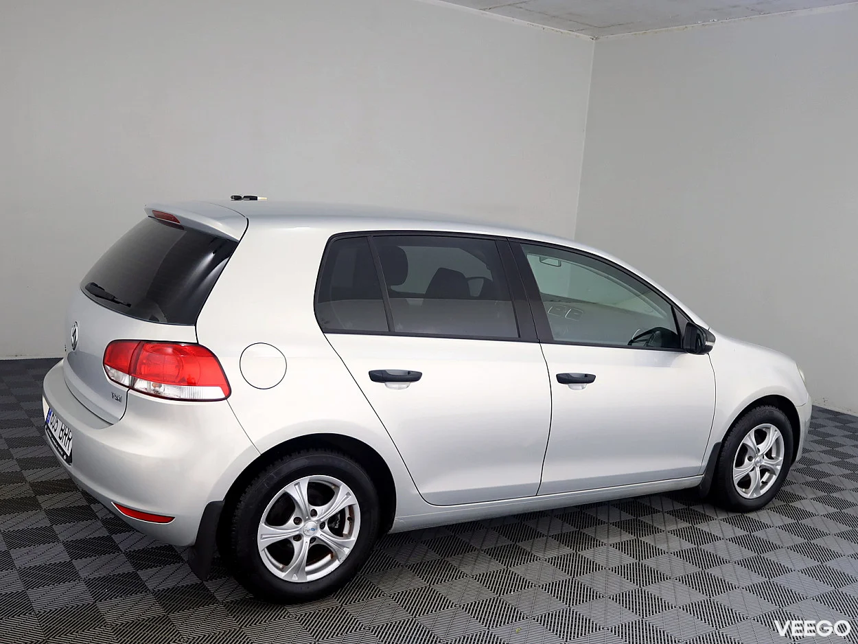 Volkswagen Golf 1.2 77kW