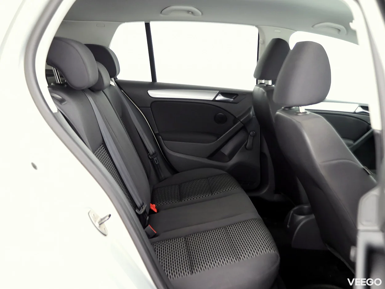 Volkswagen Golf 1.2 77kW