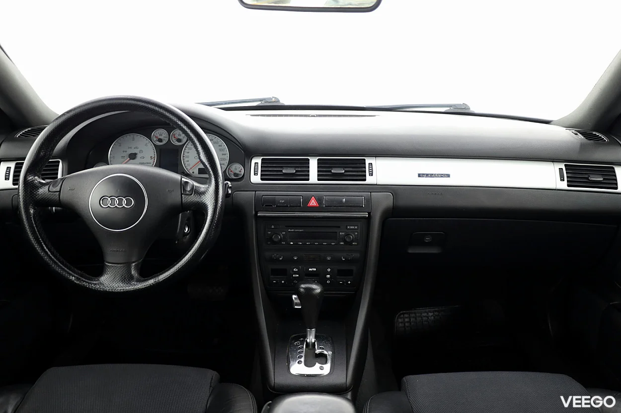 Audi A6 2.5 132kW