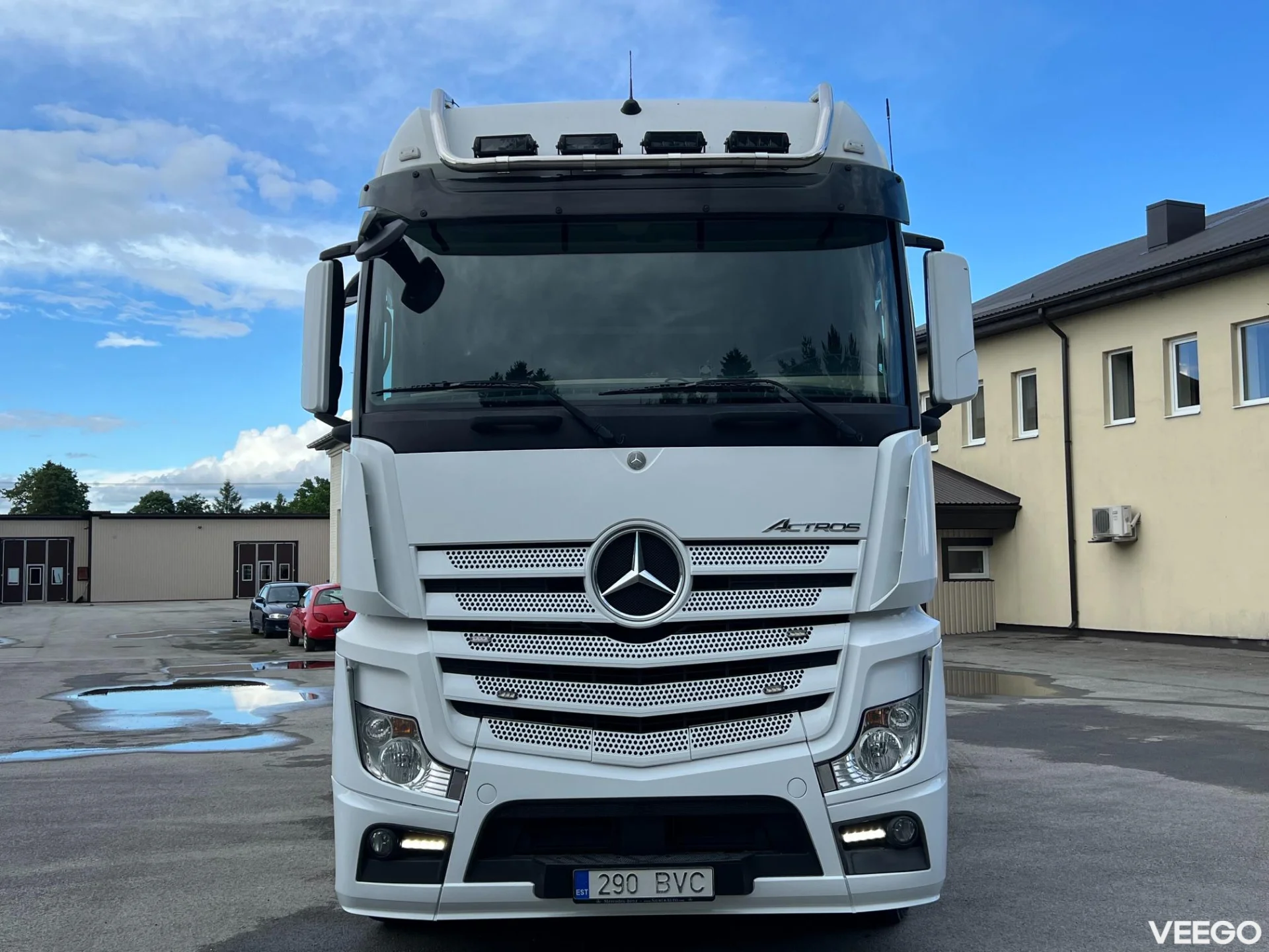Mercedes-Benz Actros 330kW