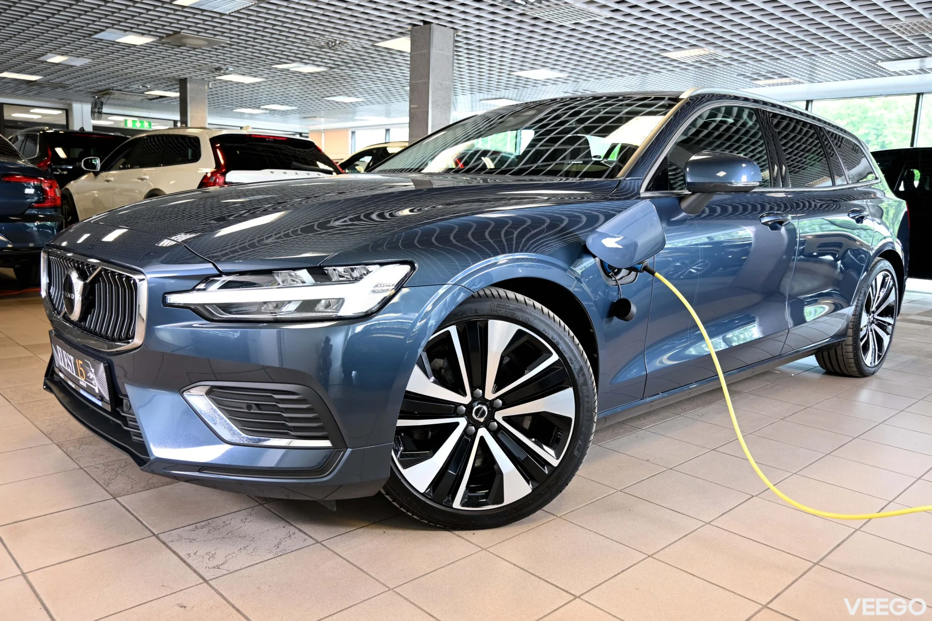 Volvo V60 AWD BRIGHT PLUS INTELLI SAFE MY23 2 293kW