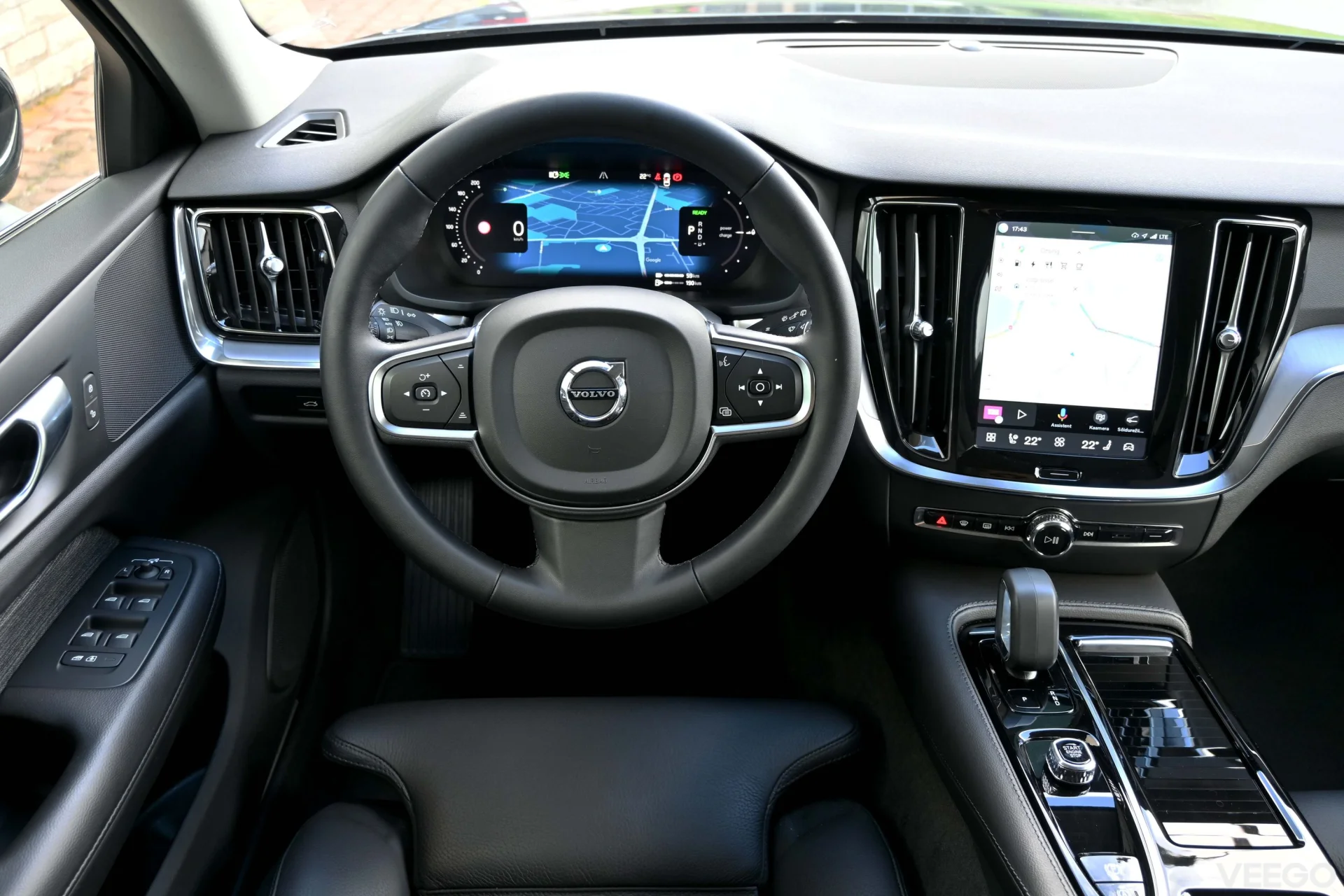 Volvo V60 AWD BRIGHT PLUS INTELLI SAFE MY23 2 293kW