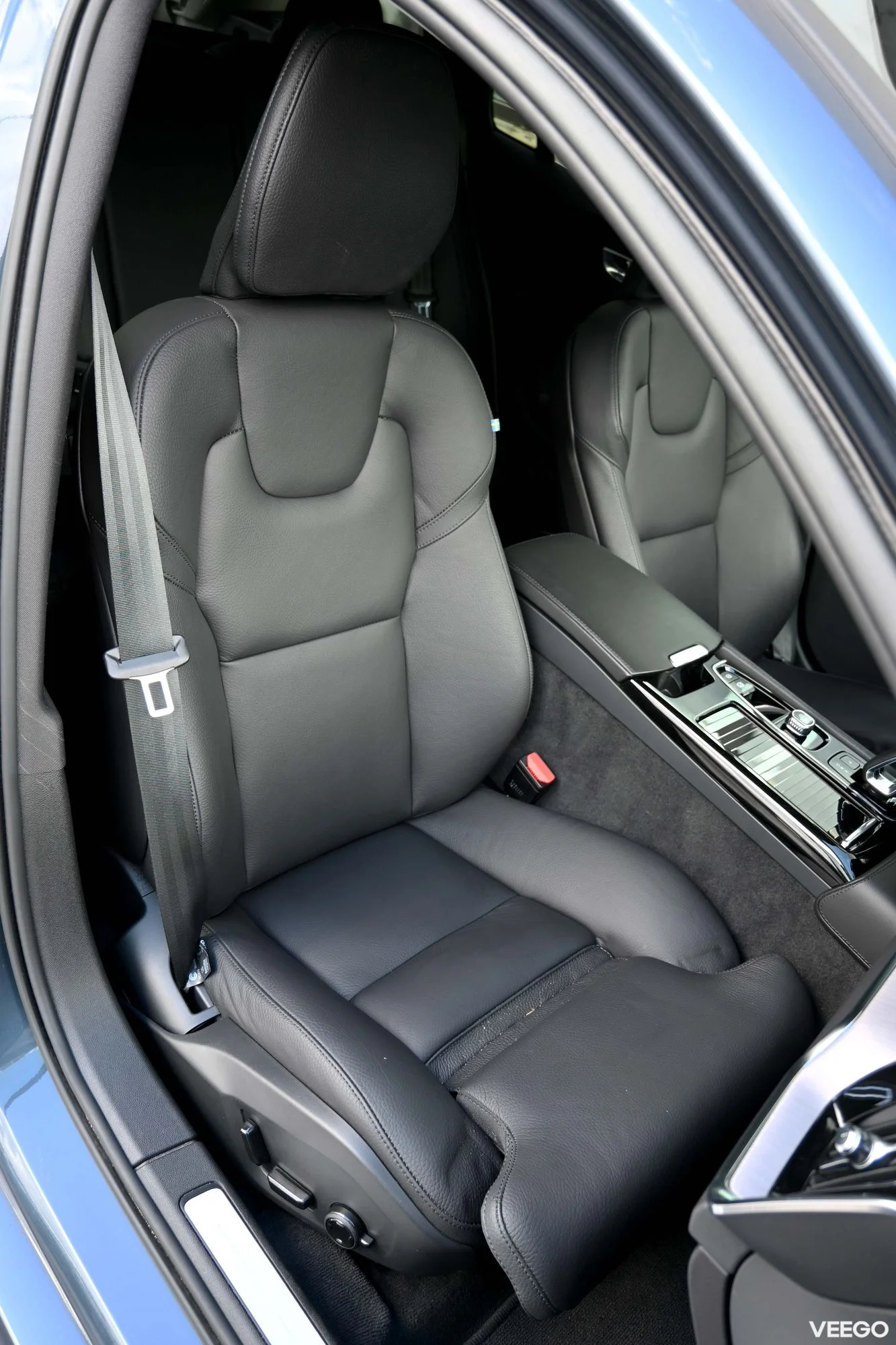Volvo V60 AWD BRIGHT PLUS INTELLI SAFE MY23 2 293kW