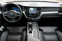 Volvo XC60 AWD INTELLI SAFE 2 251kW thumbnail