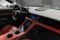 Porsche Taycan 4 Cross Turismo 381HK /Pano /360 /Moms 280kW