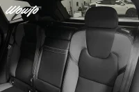 Volvo XC60 B4 AWD 197HK R-Design /Drag/Värmare/HuD/H/K /Moms 145kW