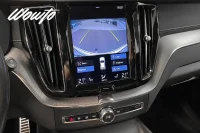 Volvo XC60 B4 AWD 197HK R-Design /Drag/Värmare/HuD/H/K /Moms 145kW