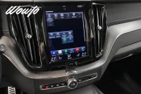 Volvo XC60 B4 AWD 197HK R-Design /Drag/Värmare/HuD/H/K /Moms 145kW