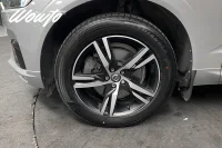 Volvo XC60 B4 AWD 197HK R-Design /Drag/Värmare/HuD/H/K /Moms 145kW