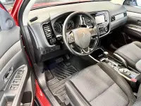 Mitsubishi Outlander 2 110kW thumbnail