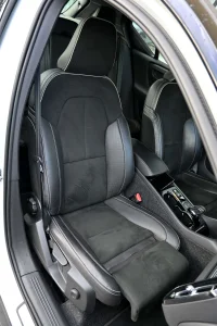 Volvo XC40 AWD INTELLI SAFE 2 0kW thumbnail