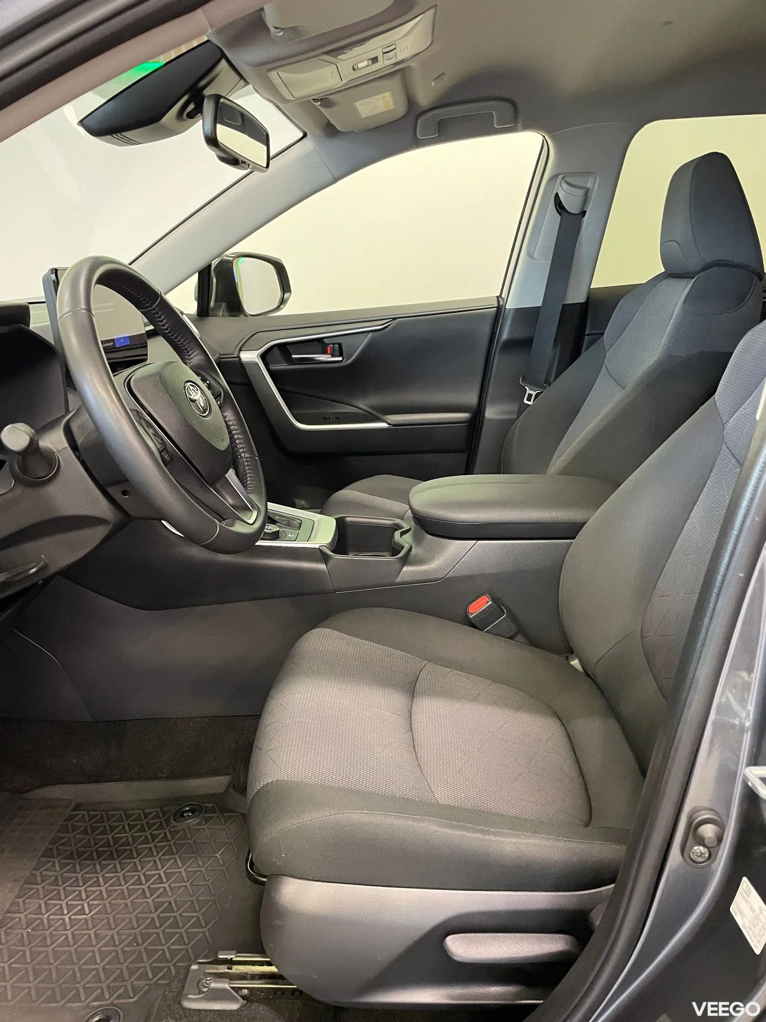 Toyota RAV4 - 2.5 131kW