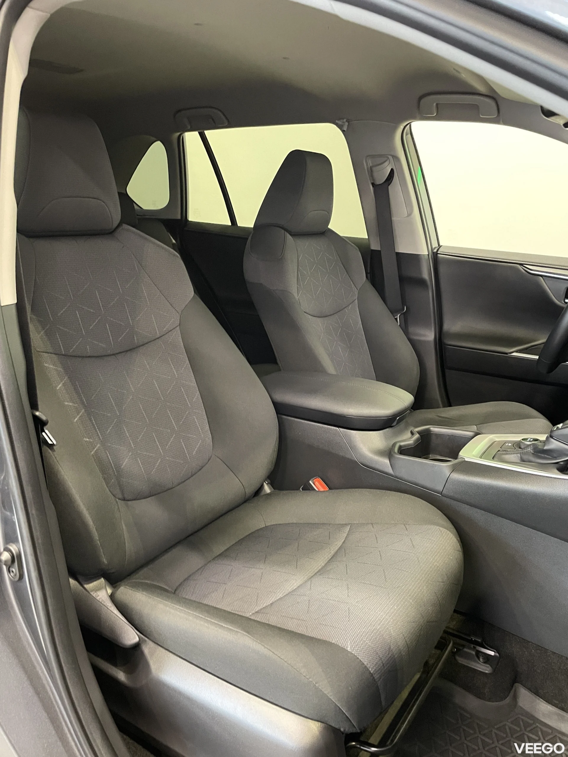 Toyota RAV4 - 2.5 131kW