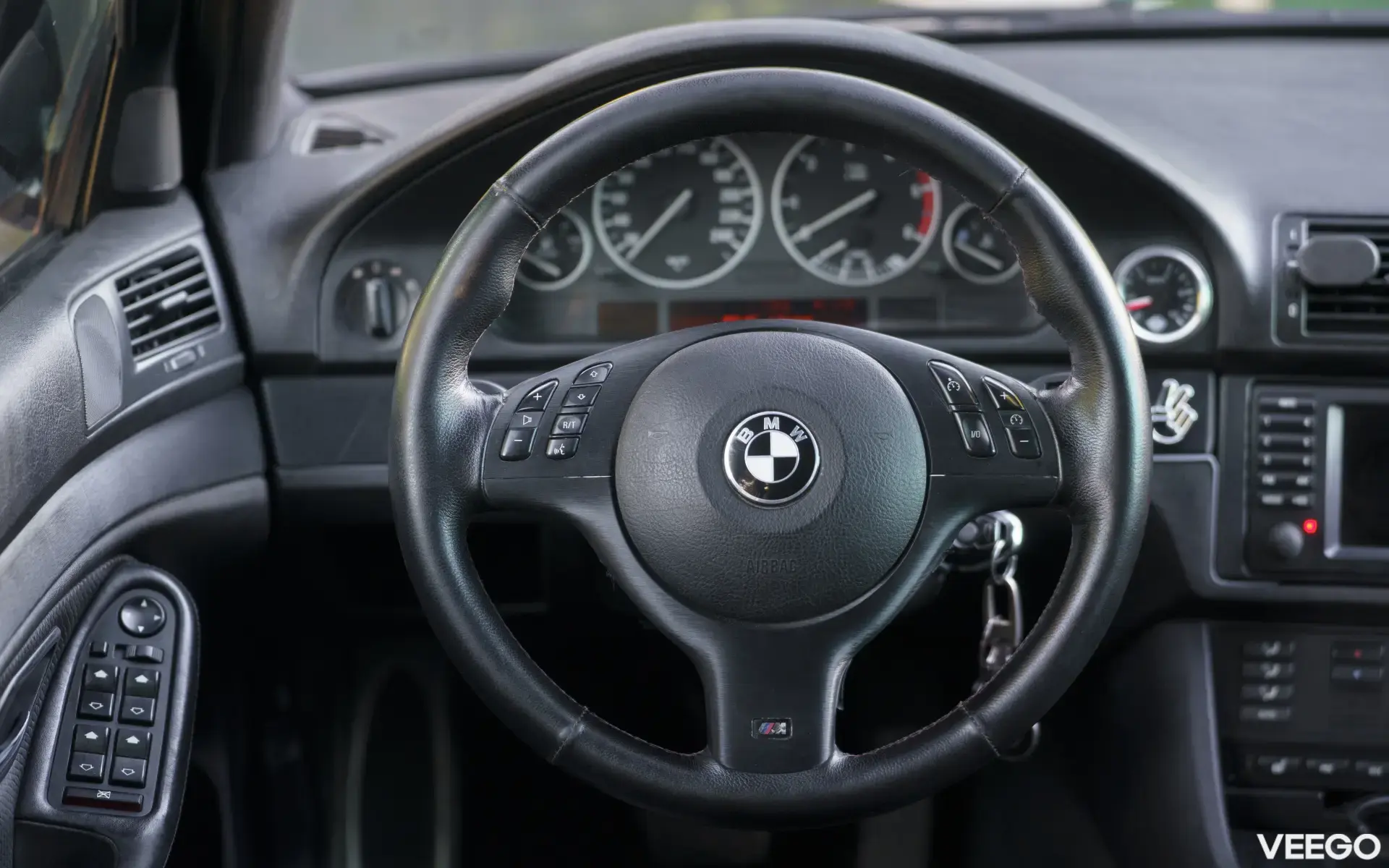 BMW 530 E39 2.9 142kW