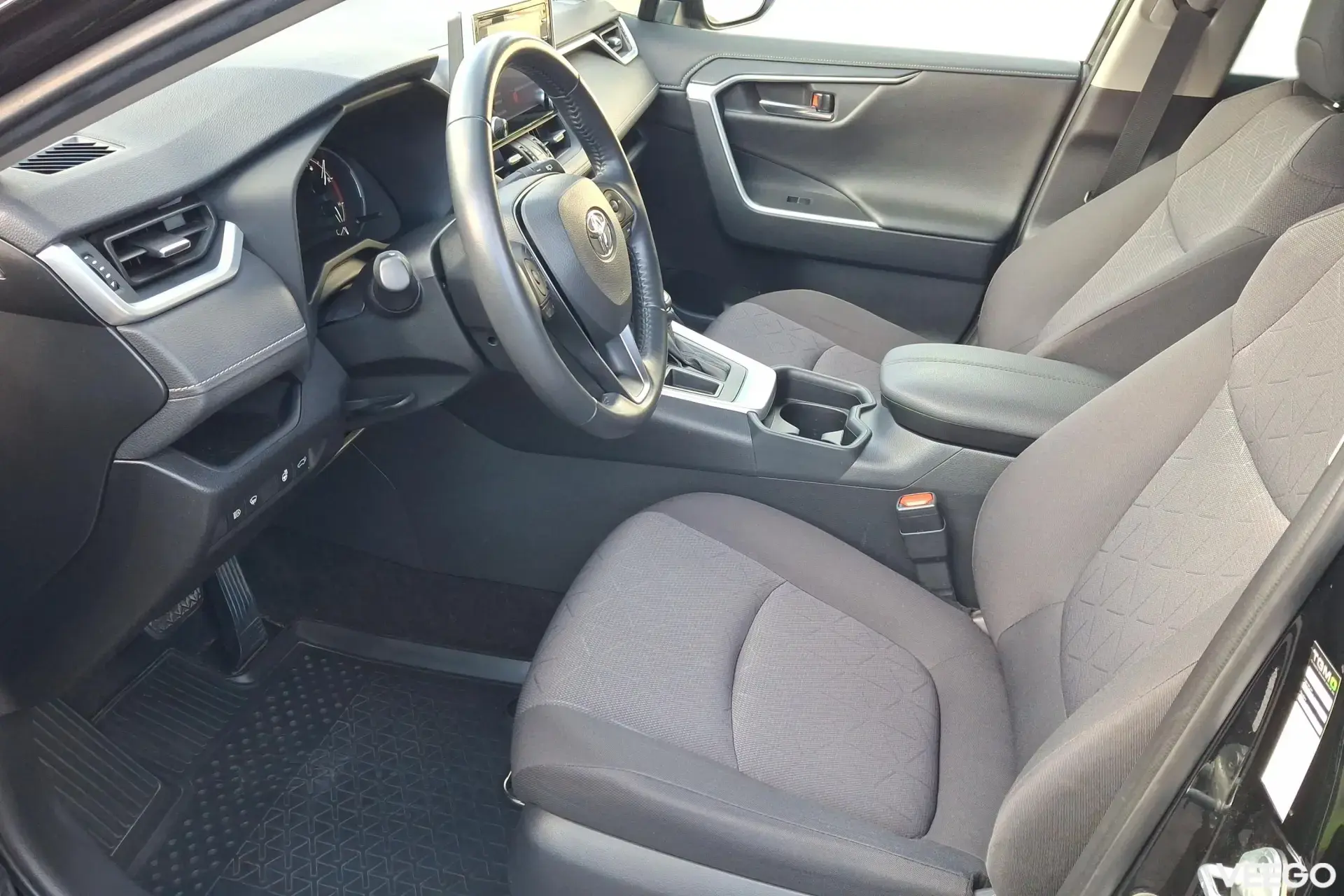 Toyota RAV4 Luxury + Comfort 129kW