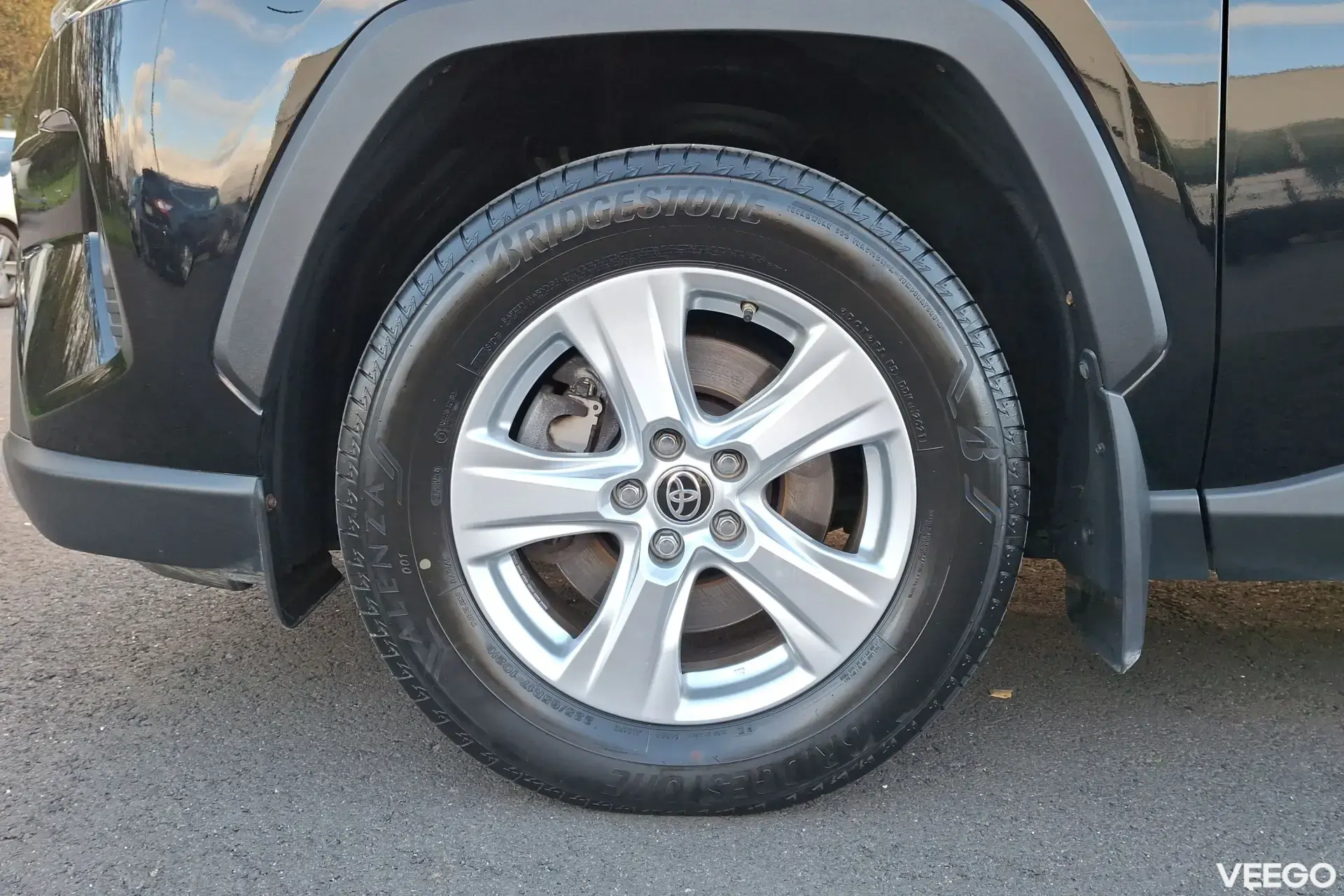 Toyota RAV4 Luxury + Comfort 129kW