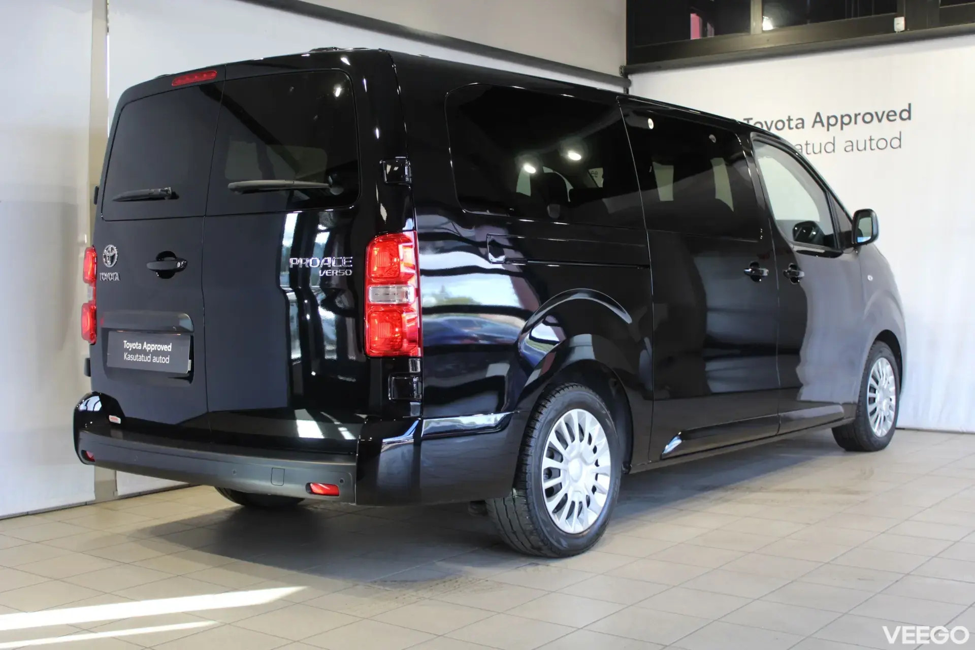 Toyota Proace Verso Long Shuttle 2 130kW
