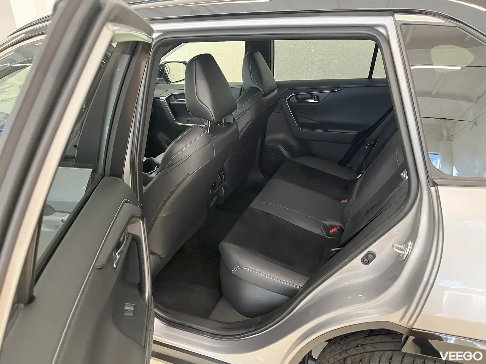 Toyota RAV4 2.5 131kW